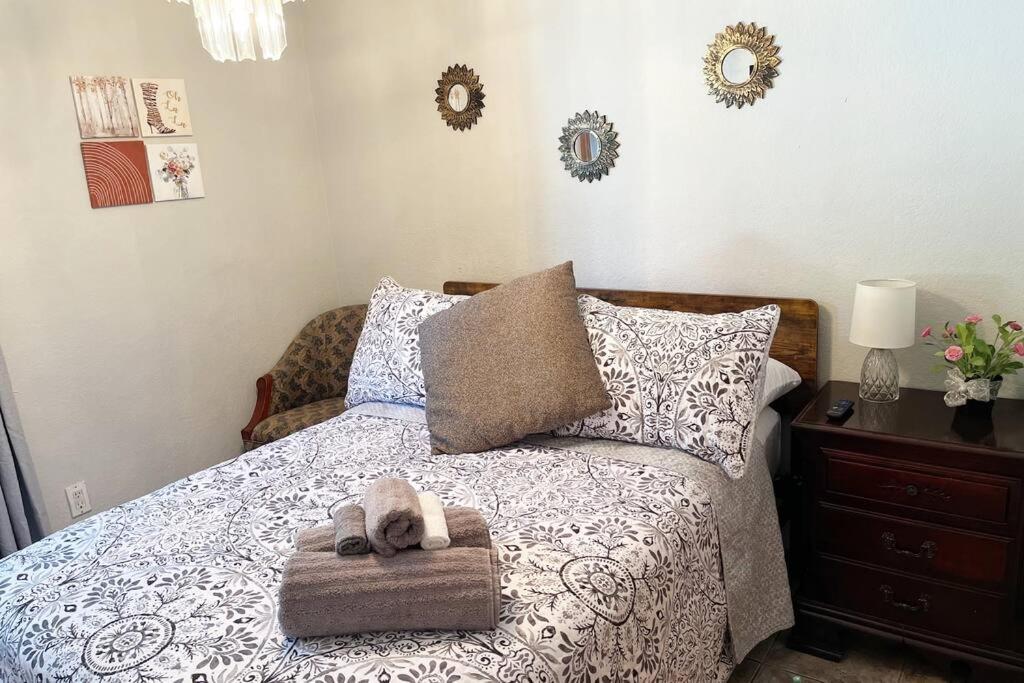 Amazing & Cozy Duplex Near Zoo Miami ! 빌라 외부 사진