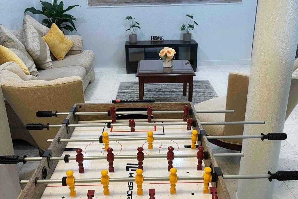 Amazing & Cozy Duplex Near Zoo Miami ! 빌라 외부 사진