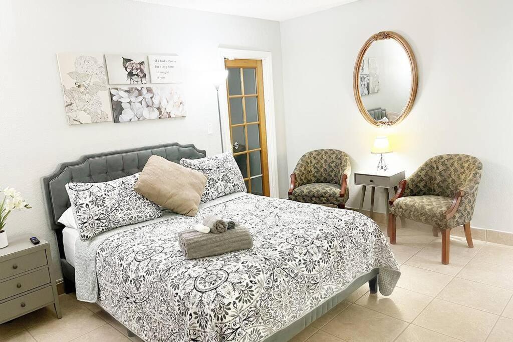 Amazing & Cozy Duplex Near Zoo Miami ! 빌라 외부 사진